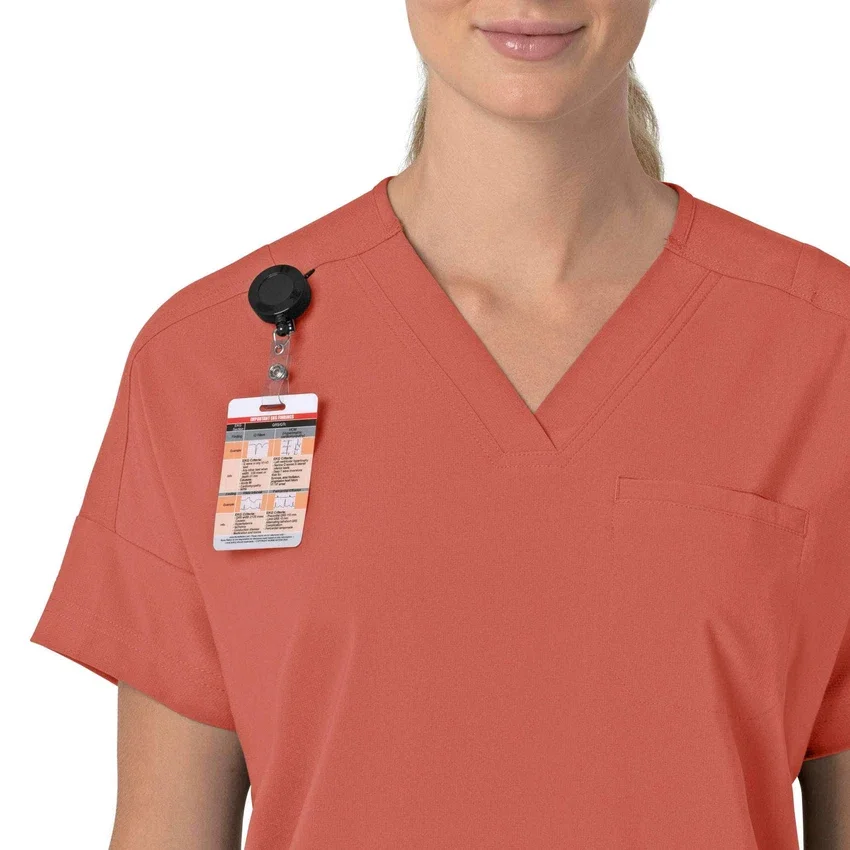 Kadın Force Cross-Flex Oversized V Yaka Scrub Üst